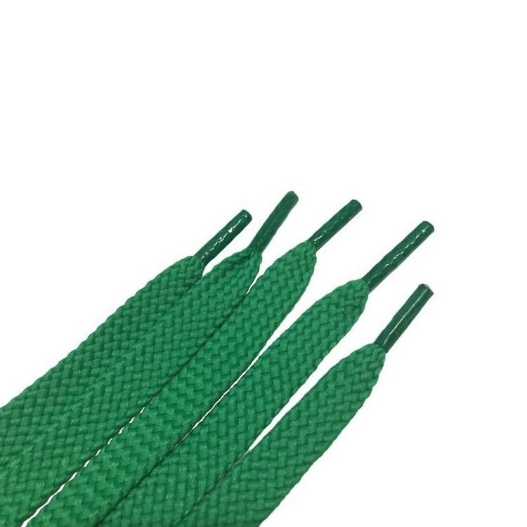 Шнурки плоские с запаянными концами цв зеленый 110см (уп 50пар) 318034 фото